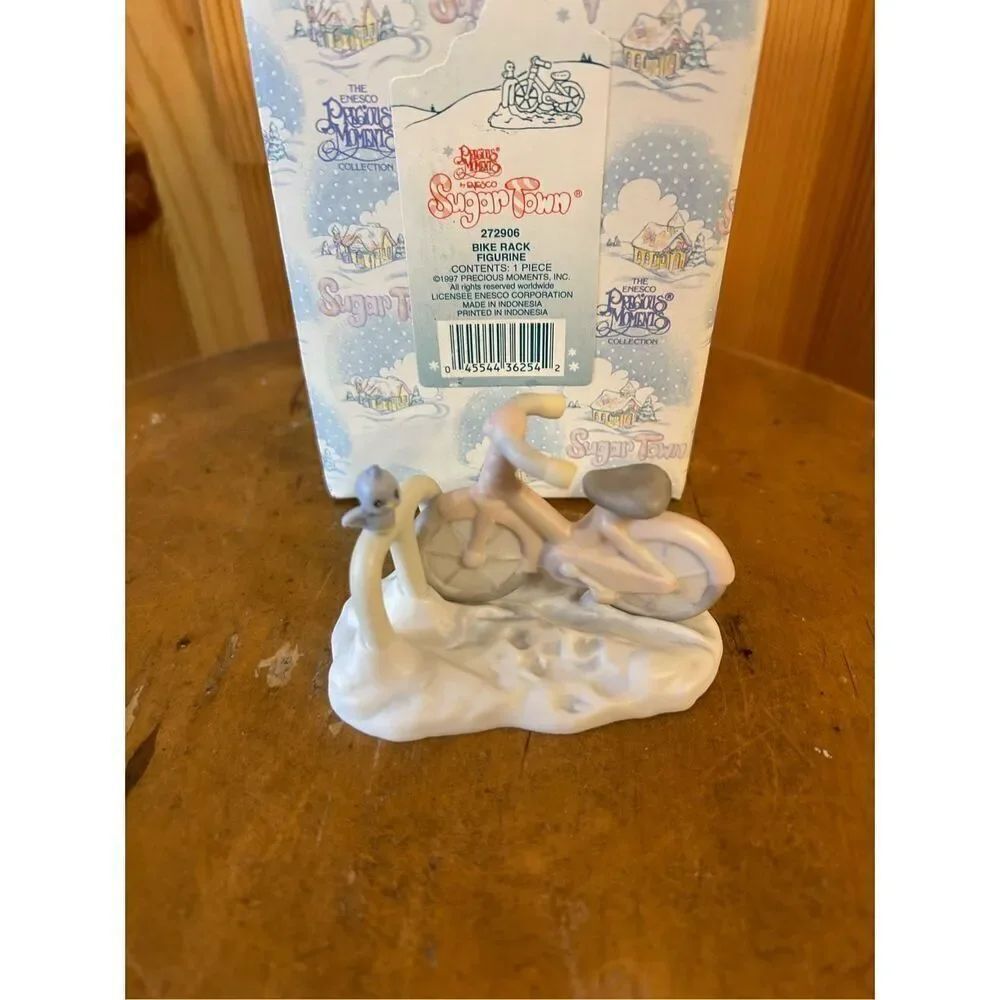 Precious Moments Sugar Town Bike Rack 272906 Figurine by Enesco 1997 (8445)